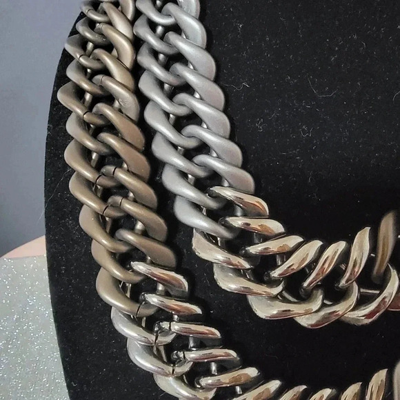 Lafayette 148 New York Over-sized Double Chain Necklace - Picture 2 of 3